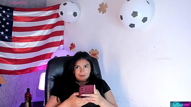 Snapshot of Candys_victoria chatting on 07.05.26 Candys victoria online show from 07.05.26