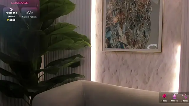 Sensual Sophie  online show from 01.12.26