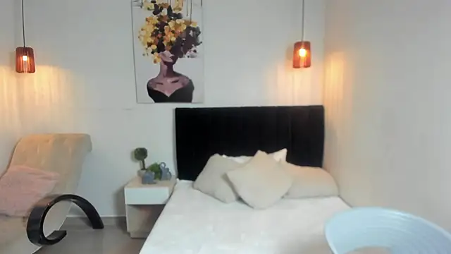 Scarlett  bell online show from 01.16.25