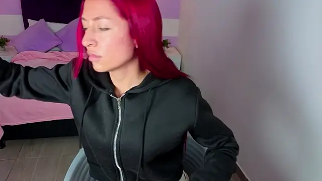 Scarlett  bell online show from 06.19.26