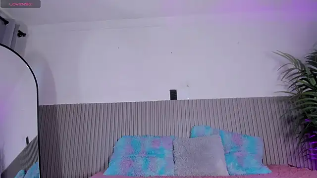 valentina lux online show from 05.05.26