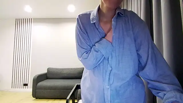 Daniella Lorente online show from 12.20.24