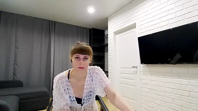 Daniella Lorente online show from 05.02.26