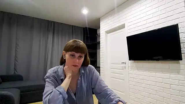 Snapshot of Daniella_Lorente chatting on 05.14.26 Daniella Lorente online show from 05.14.26