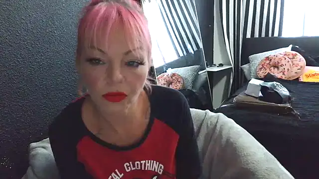 rileyraerhoads online show from 09.29.25