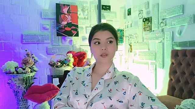 Snapshot of EvaThopson chatting on 02.19.25 EvaThopson online show from 02.19.25