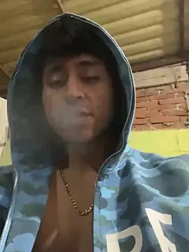 Snapshot of Hxnsovrgon chatting on 01.22.25 Hxnsovrgon online show from 01.22.25