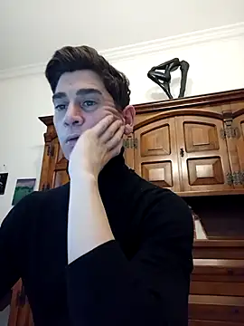 Snapshot of ElyasMatt chatting on 02.22.25 ElyasMatt online show from 02.22.25