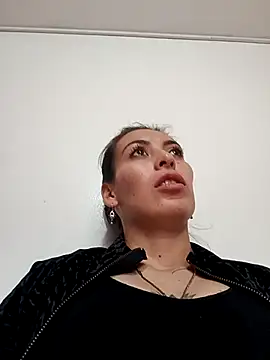 Tefannyy  online show from 02.20.25