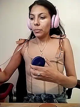 Selenakyle92  online show from 03.07.26