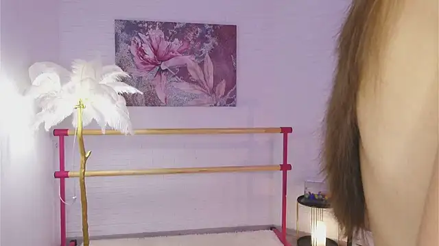 lylylovesyou online show from 02.08.25