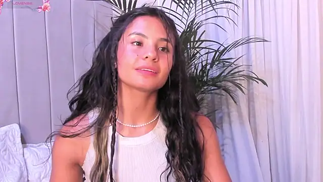 Snapshot of Mindy_sweety chatting on 02.08.25 Mindy sweety online show from 02.08.25