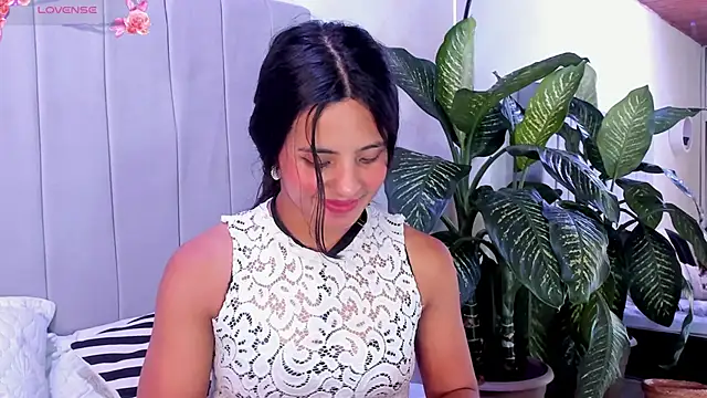 Snapshot of Mindy_sweety chatting on 03.10.25 Mindy sweety online show from 03.10.25