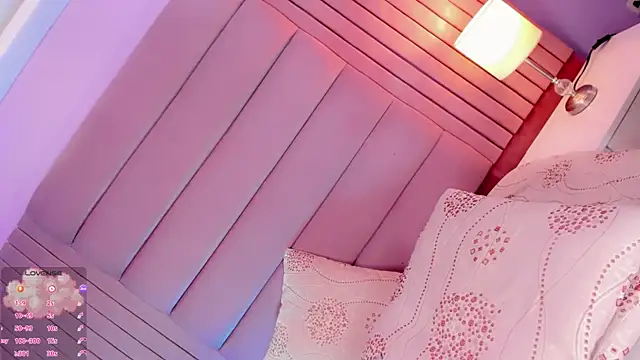 Snapshot of Baddinner chatting on 07.28.26 Baddinner online show from 07.28.26