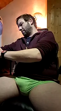 Snapshot of Augsburgfun chatting on 12.10.24 Augsburgfun online show from 12.10.24