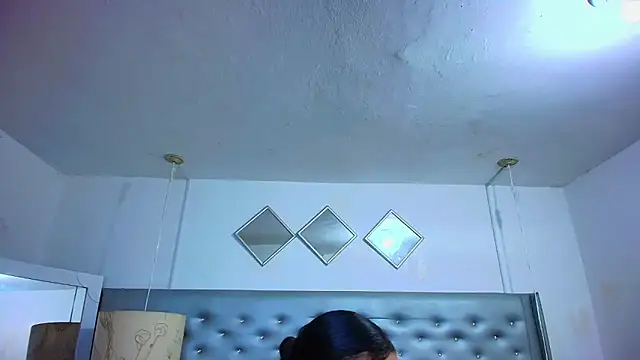 EileenBenzon online show from 03.05.26