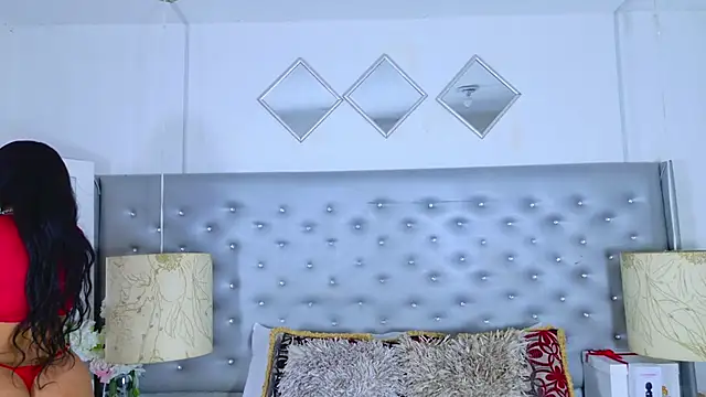 EileenBenzon online show from 04.25.26