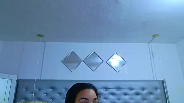 EileenBenzon online show from 05.05.26