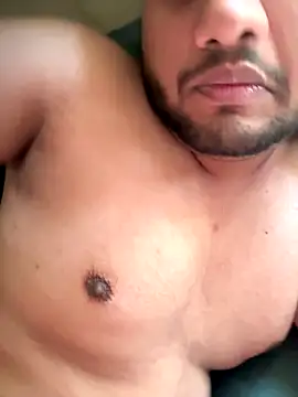 Snapshot of ved240 chatting on 11.23.25 ved240 online show from 11.23.25