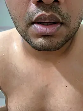 Snapshot of ved240 chatting on 03.11.26 ved240 online show from 03.11.26