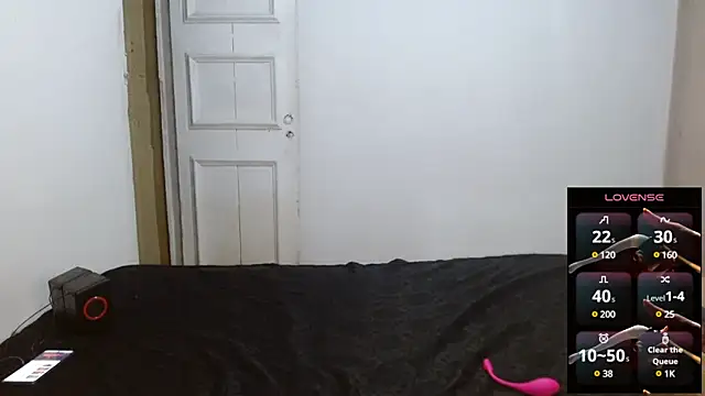 cherrydelioncourt online show from 01.07.25