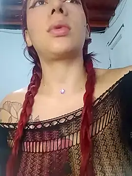 cherrydelioncourt online show from 03.01.25