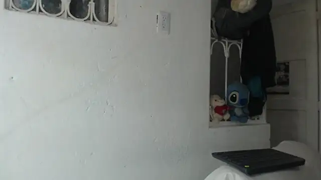 skinny sweet2411 online show from 09.13.25