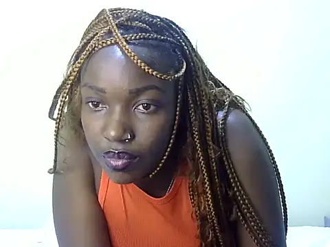 Snapshot of Chichii- chatting on 12.31.24 Chichii- online show from 12.31.24