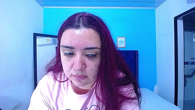 Snapshot of kinky_redhead18 chatting on 03.20.25 kinky redhead18 online show from 03.20.25