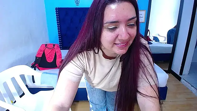 Snapshot of kinky_redhead18 chatting on 09.30.25 kinky redhead18 online show from 09.30.25