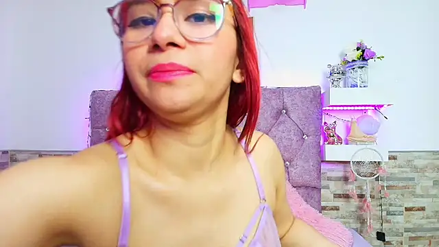 Snapshot of Melannytaylor chatting on 02.19.25 Melannytaylor online show from 02.19.25