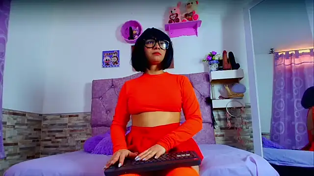 Snapshot of Melannytaylor chatting on 10.01.25 Melannytaylor online show from 10.01.25