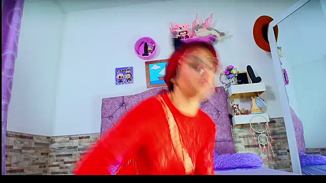 Snapshot of Melannytaylor chatting on 12.03.25 Melannytaylor online show from 12.03.25