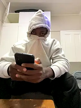 Snapshot of Mischevous_T69 chatting on 09.28.25 Mischevous T69 online show from 09.28.25