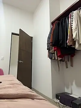 Snapshot of diosagriega_1 chatting on 11.27.25 diosagriega 1 online show from 11.27.25