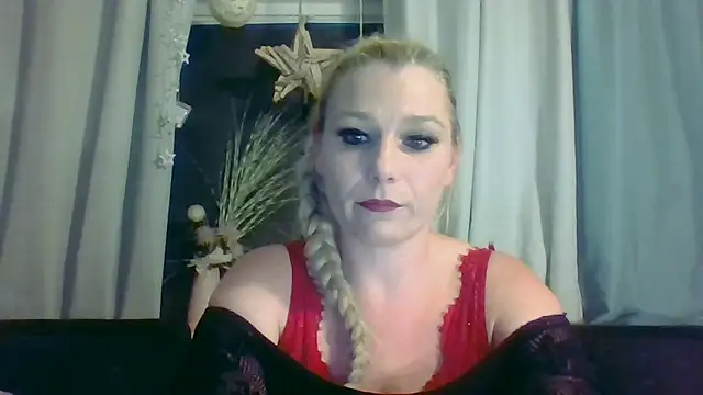 DevilsAngel13 online show from 09.26.25
