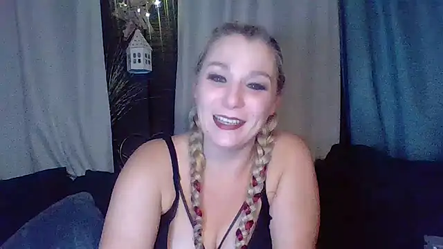DevilsAngel13 online show from 10.08.25