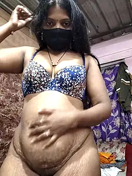 Snapshot of queensenorita chatting on 03.16.26 queensenorita online show from 03.16.26