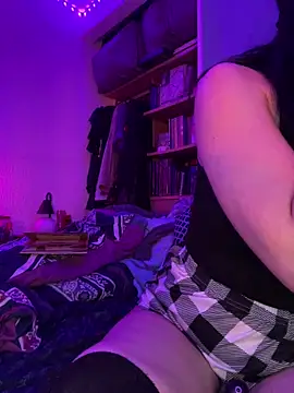Nina-Chick777 online show from 06.15.26