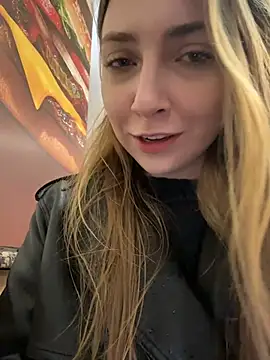 Sunny   Bunny online show from 04.25.26