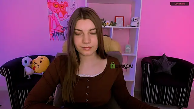 pure radiance1 online show from 09.11.25