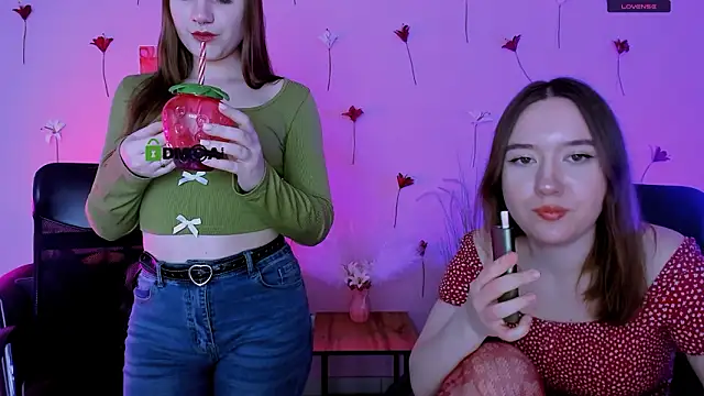 Snapshot of pure_radiance1 chatting on 02.18.26 pure radiance1 online show from 02.18.26