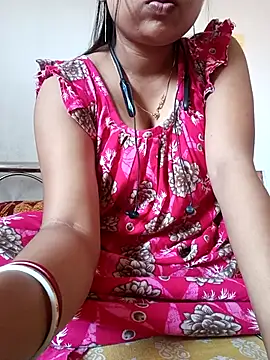 Snapshot of Priya_2222 chatting on 11.10.25 Priya 2222 online show from 11.10.25