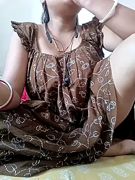 Snapshot of Priya_2222 chatting on 11.13.25 Priya 2222 online show from 11.13.25