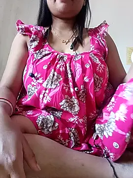 Snapshot of Priya_2222 chatting on 12.15.25 Priya 2222 online show from 12.15.25