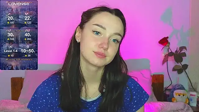 Wild Sophie  online show from 12.20.24