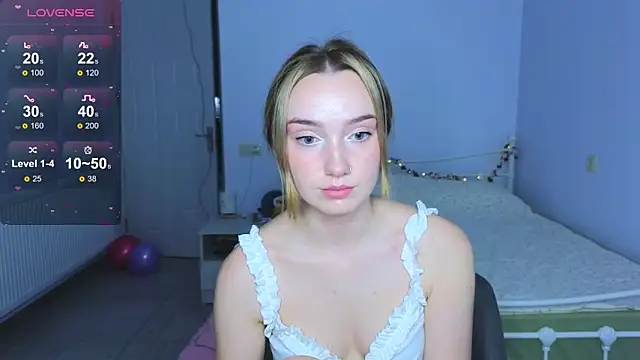 Wild Sophie  online show from 12.04.25