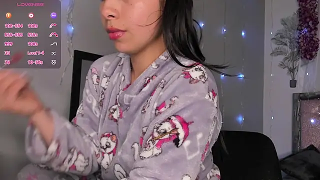 Snapshot of keyla_meow chatting on 03.20.25 keyla meow online show from 03.20.25
