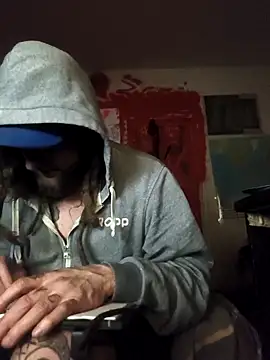 Ozomitro online show from 11.22.25