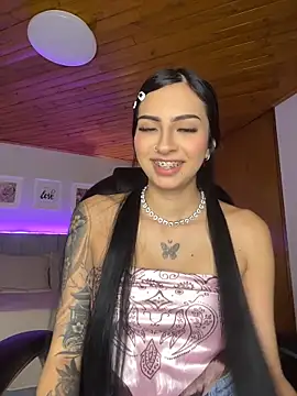 Hilary pinkk online show from 06.21.26